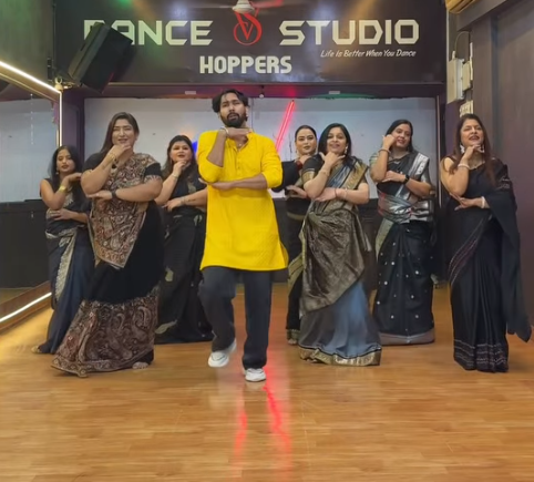 BOLLYWOOD hover