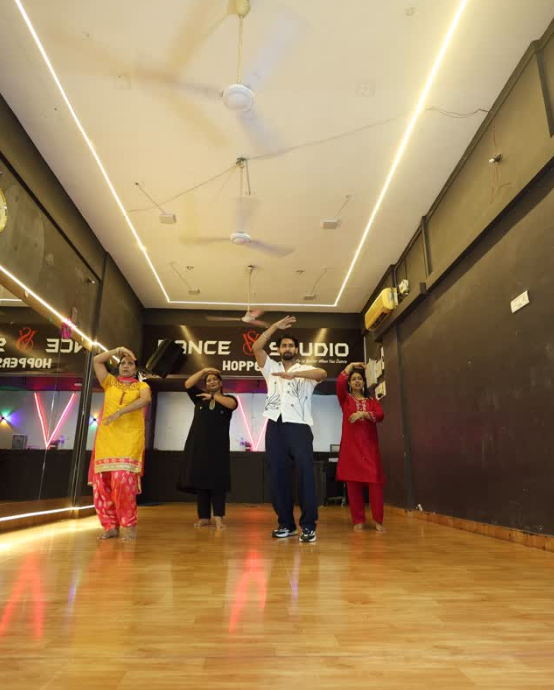 BHANGRA & FOLK